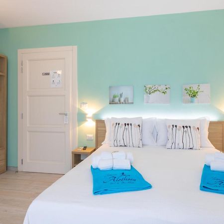 Tenuta Aletheia B&B Alliste Quarto foto