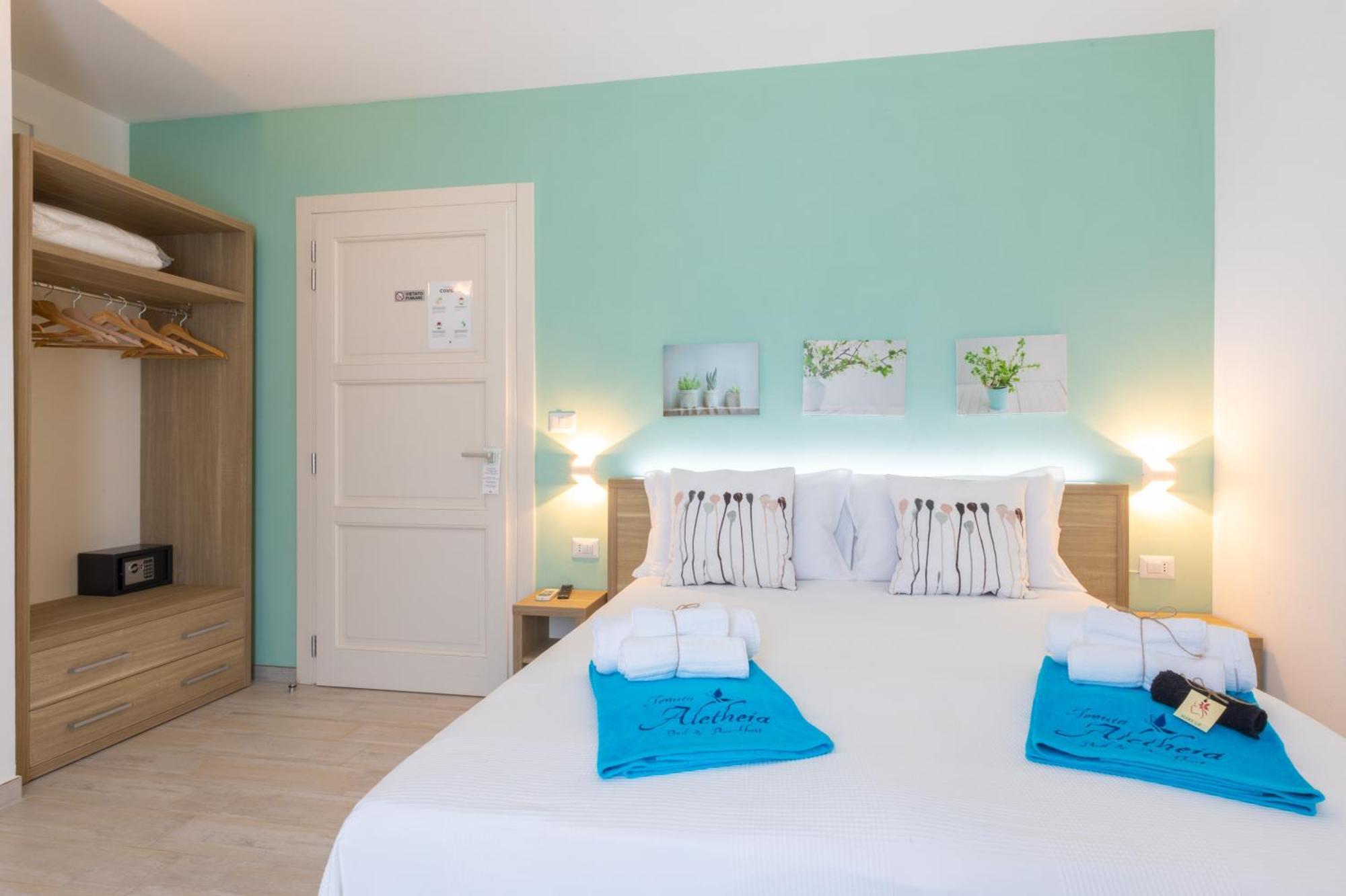 Tenuta Aletheia B&B Alliste Quarto foto